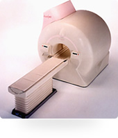 【写真】MRI（磁気共鳴画像）装置（Excelart1.5T）